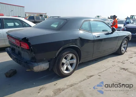 2010 Dodge Challenger Se z USA, uszkodzony, nr VIN 2B3CJ4DV7AH144893